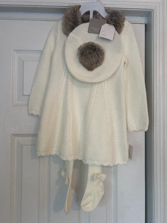 Tahari Baby Other - Tahari baby girl 24 month sweater dress 3 piece set